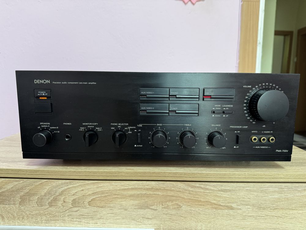 Denon PMA-700v Качествен стерео усилвател