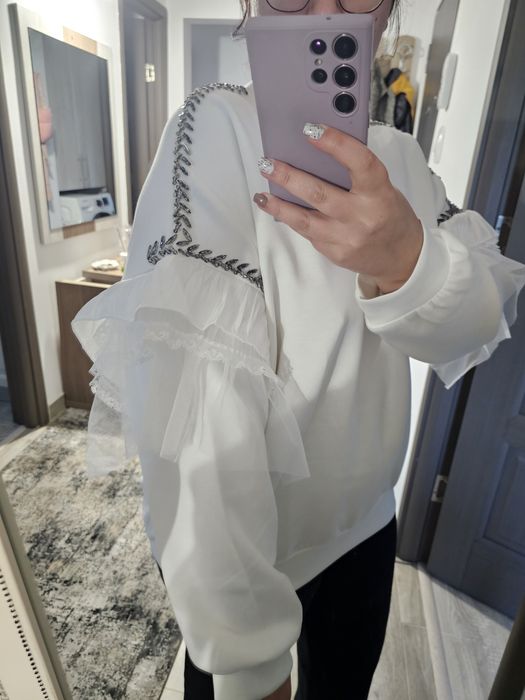 Bluzite grosute deosebite