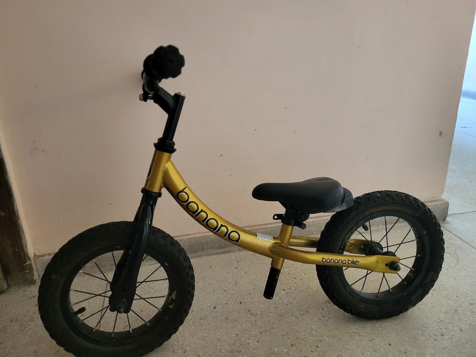 Детско колело 12" Banana Bike за 2-5г. + каска бонус