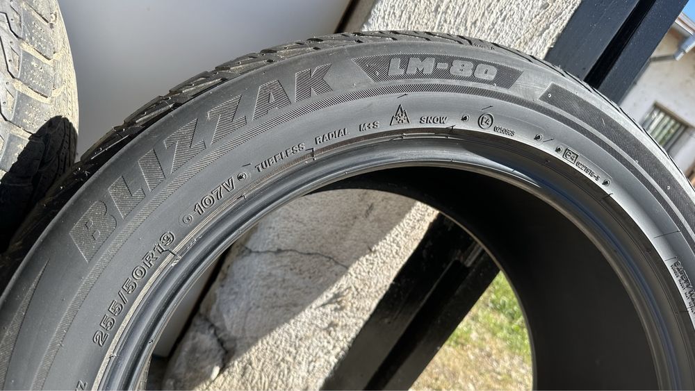 Зимни гуми 255/55 R19