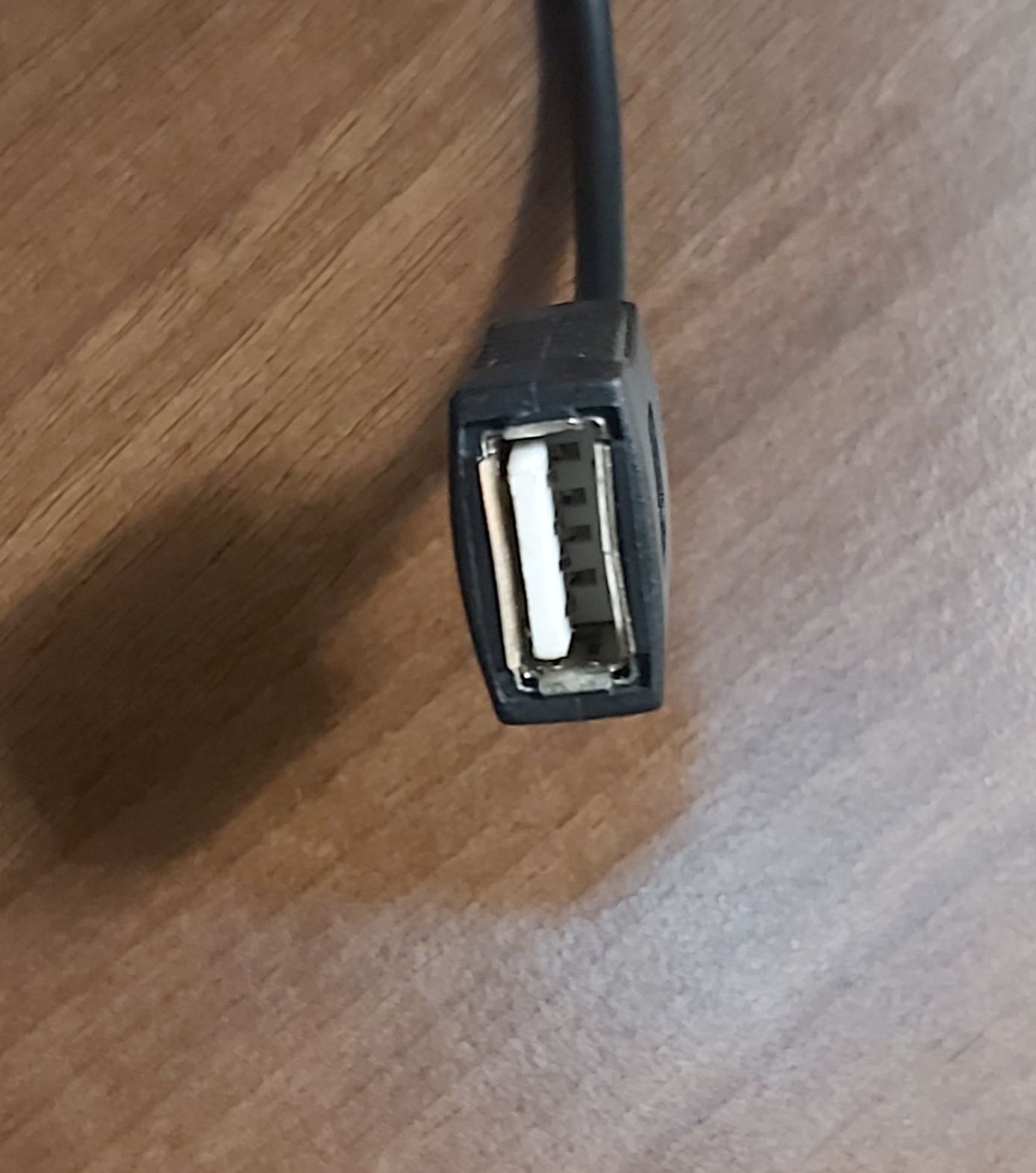 Vând 3 adaptori audio