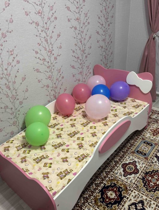 Детская кроватка,подростковая,для девочек НОВАЯ