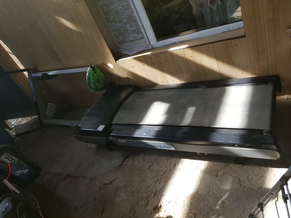 Продам беговую дорожку