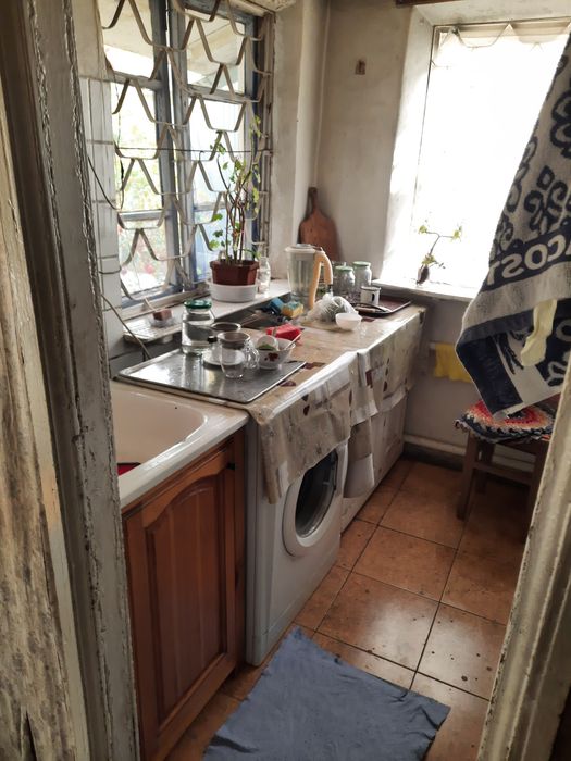 Дом Ялангач м-в  ,Ульфатлар кафе 3-комн.