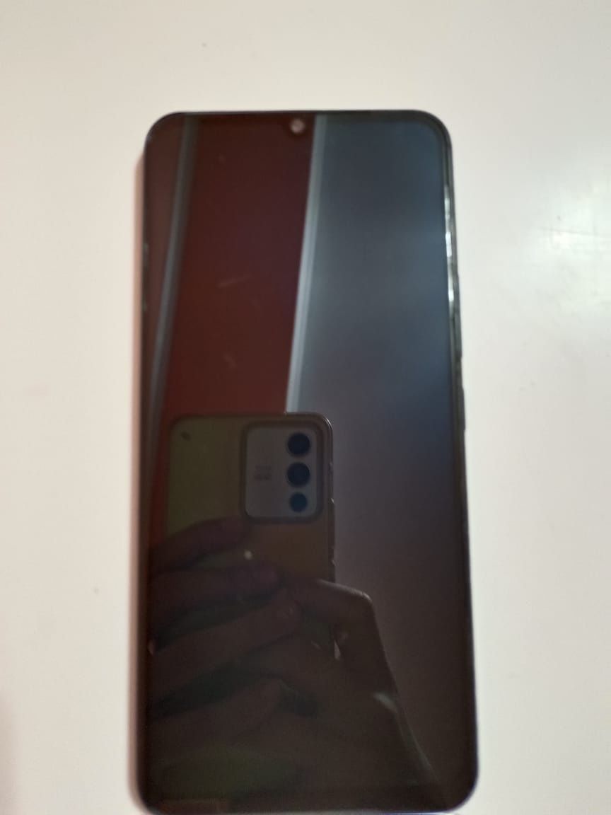 Продам Vivo v23e