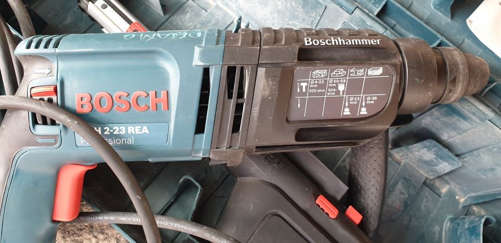 Прфоратор BOSCH GBH 2-23 REA Professional