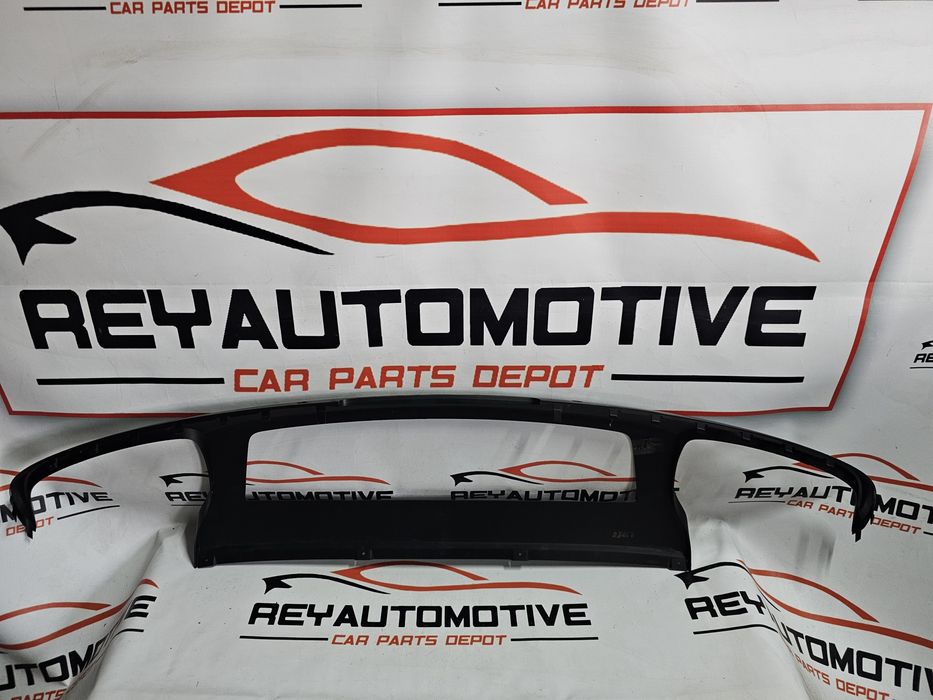 Spoiler difuzor bara spate Bentley Bentayga 2016- cod 36A807521 NOU