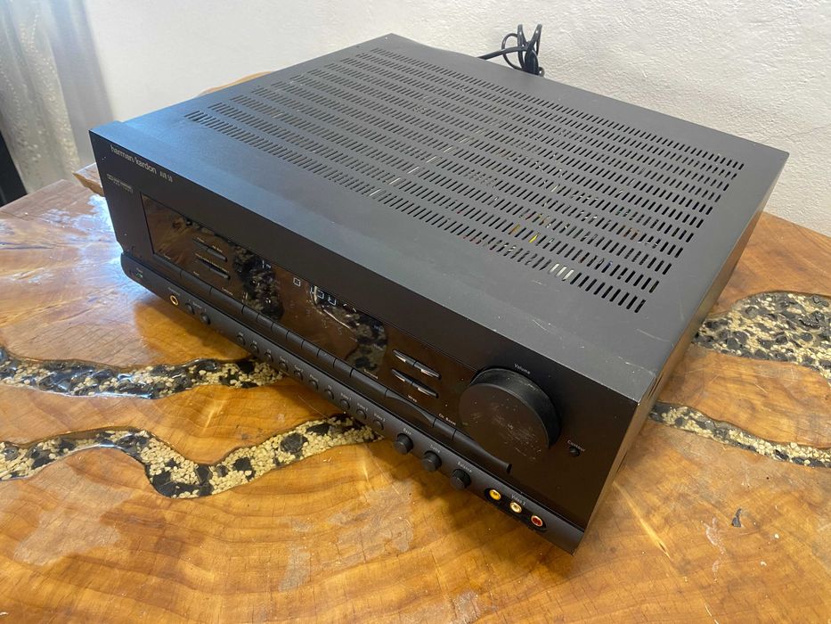 Statie / amplificator harman kardon AVR 50