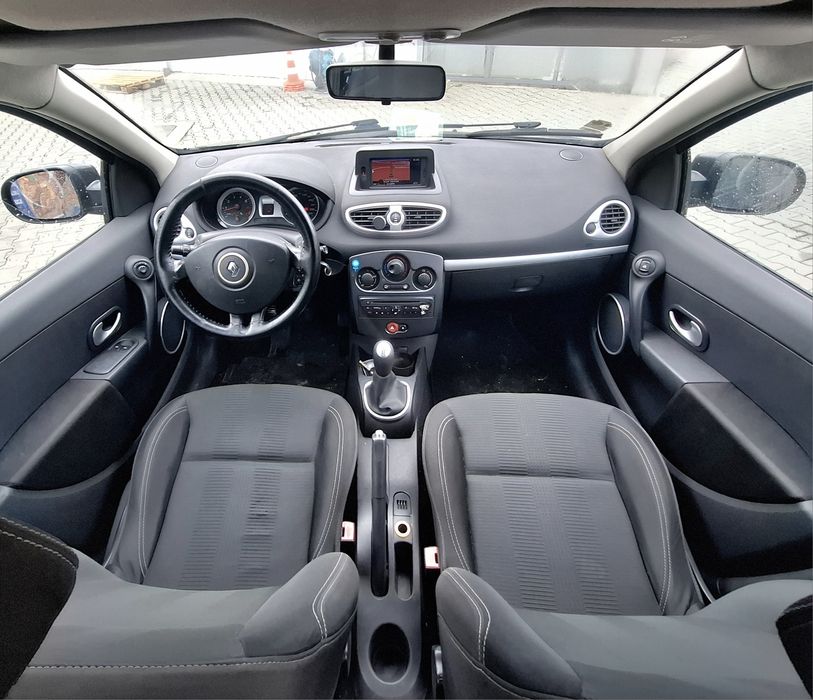 Renault CLIO 3 facelift / 1.2 GPL & Benzină / 2010 / Navigație !