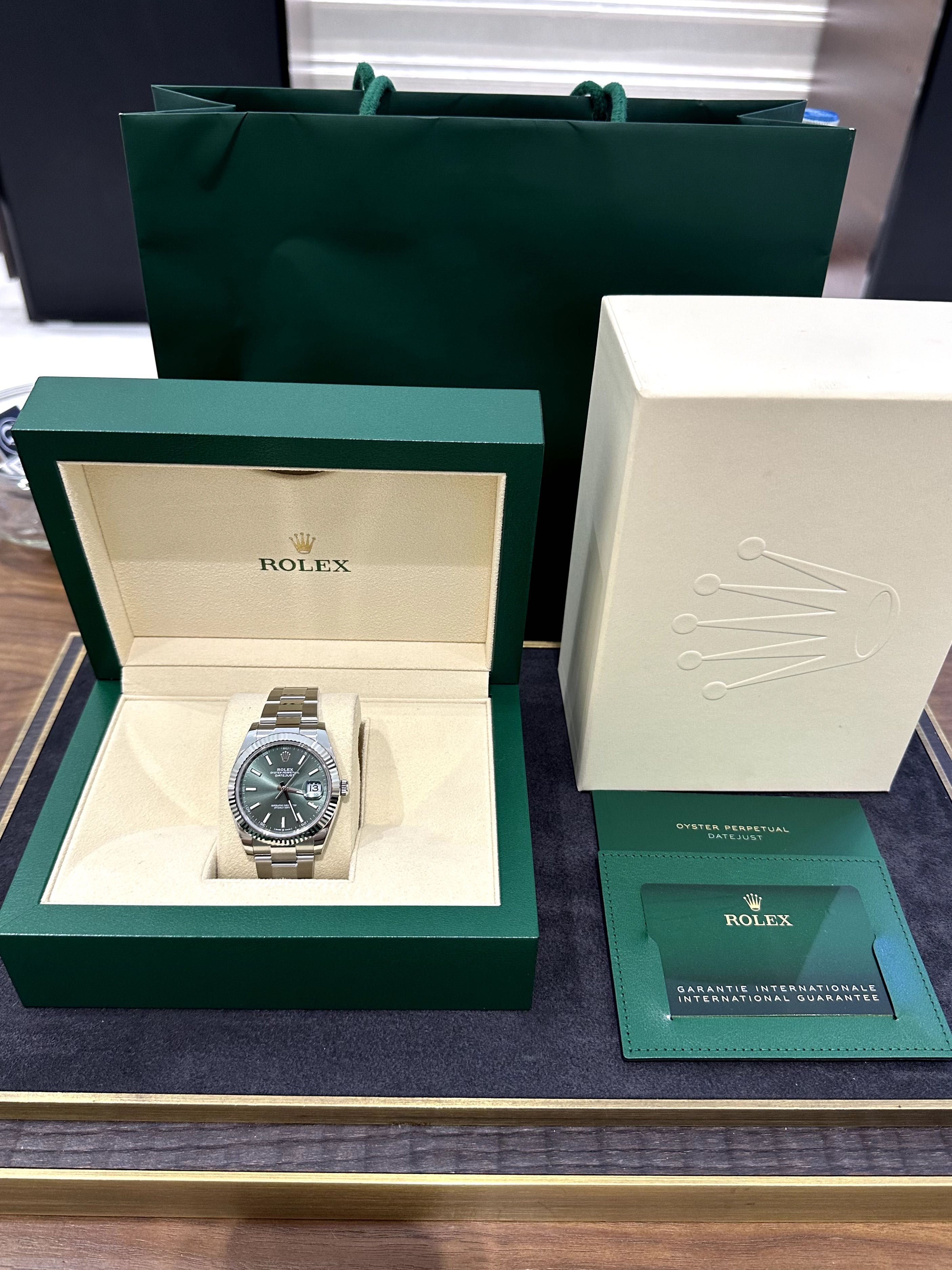 NEW Rolex Datejust 41mm Steel and White Gold 126334 Green