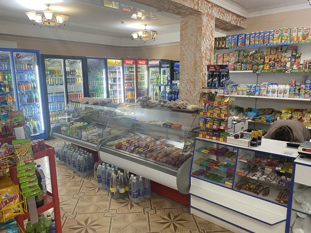 Сдам кафе с летником и минимаркетом