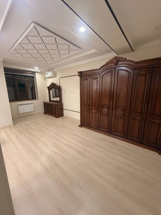 Срочно продается 4х ком квартира, ЖК Дархан, ор-р: ул. Асака, 128 м²