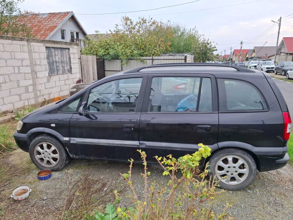 Opel zafira pentru dezmembrat