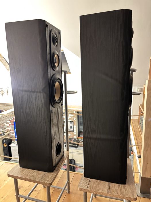 Boxe de podea Sony SS-MF 450 H + central si 2 sateliti