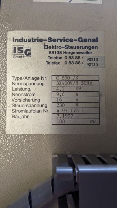 Presa de brichete Schuko Compacto 800