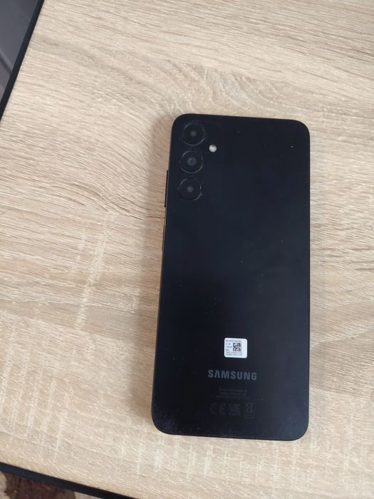 Telefon samsung a 05 s galaxii telefonul este  aproape  nou