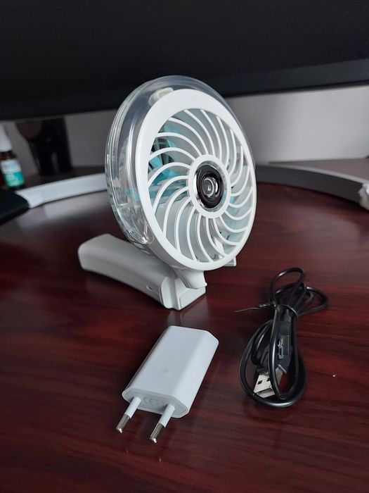 Ventilator de mana rgb cu acumulator