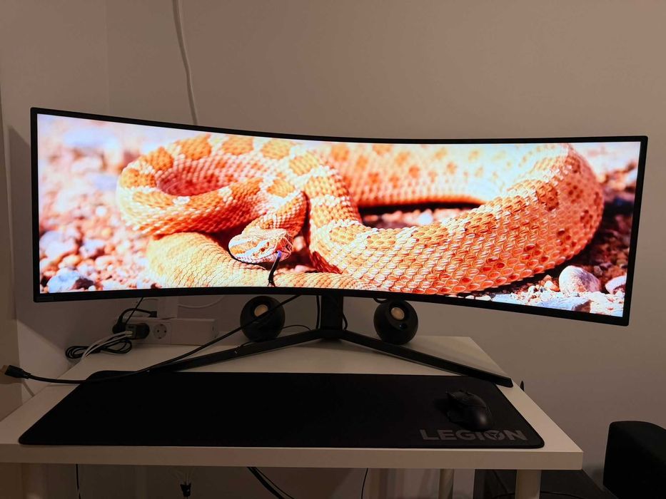 Monitor Samsung Odyssey Neo G9 LS49AG950NPXEN - 49 inch - 240 Hz
