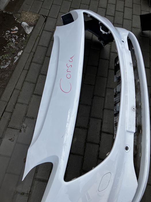 Bara fata Opel Corsa E
