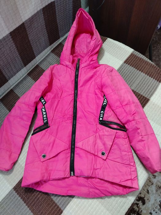 Отдам даром куртку детскую