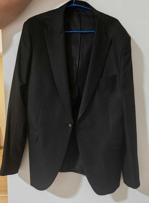 Costum pentru bărbați