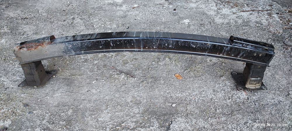 Буфер/Греда за задна броня на Шкода Супърб II комби модификация 3Т5, 2