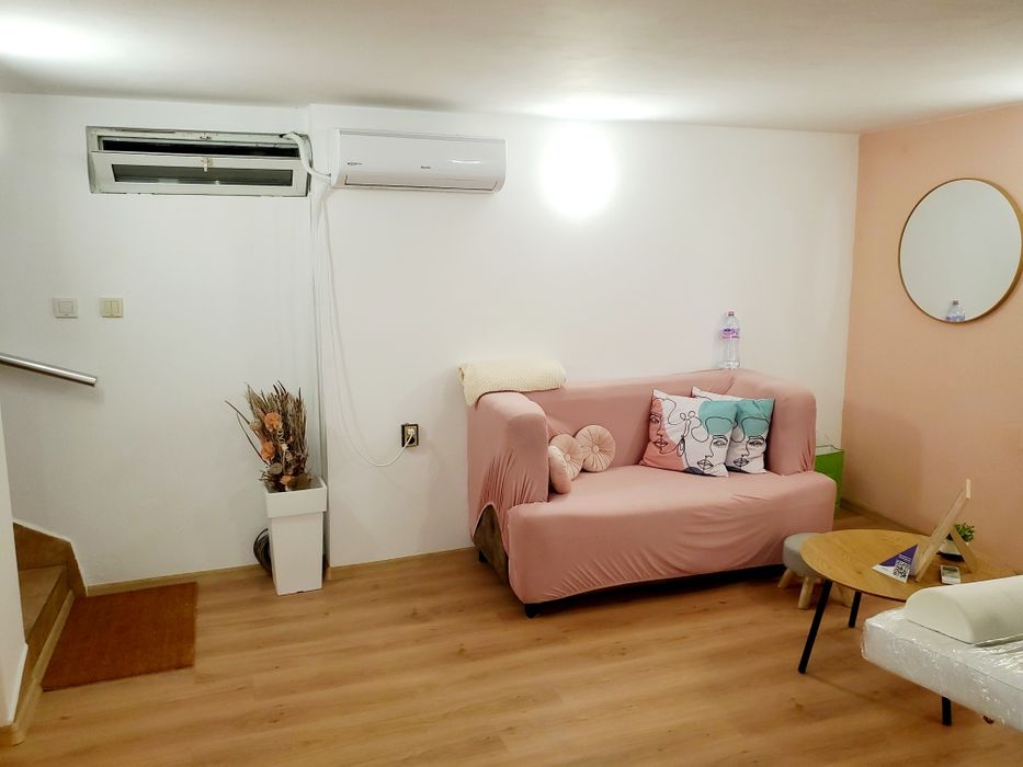 Дава се под наем Офис в Пазарджик, Център - 50 кв.м за 255 € - Снимка #10