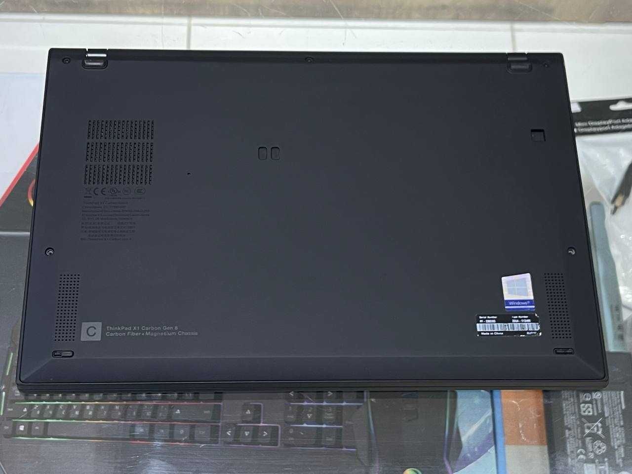 Lenovo ThinkPad X1 Carbon Gen 8 Core i5-10310U ram 8 ssd 256