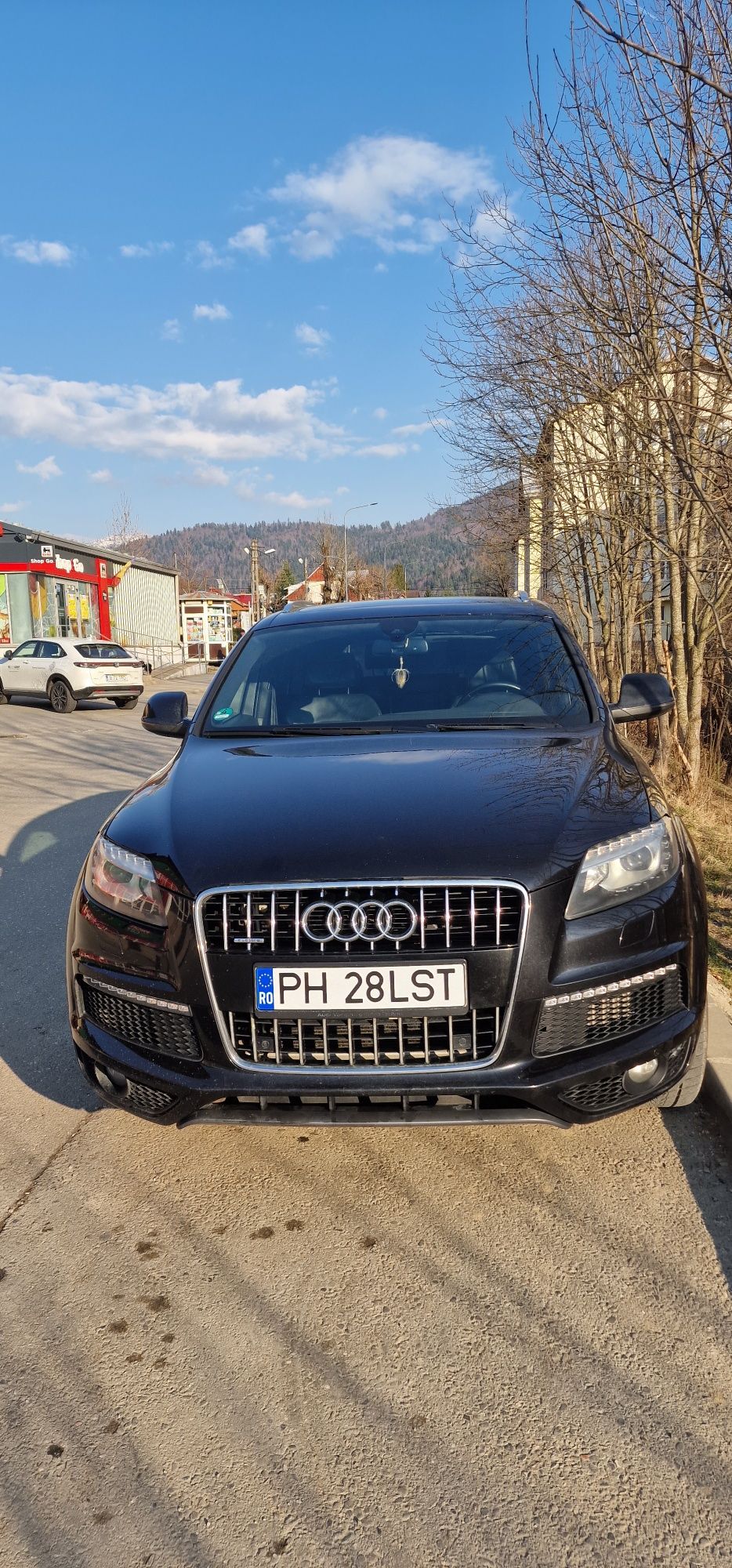 Vand/schimb Audi Q7 3.0 7 locuri (fierbe motorul)