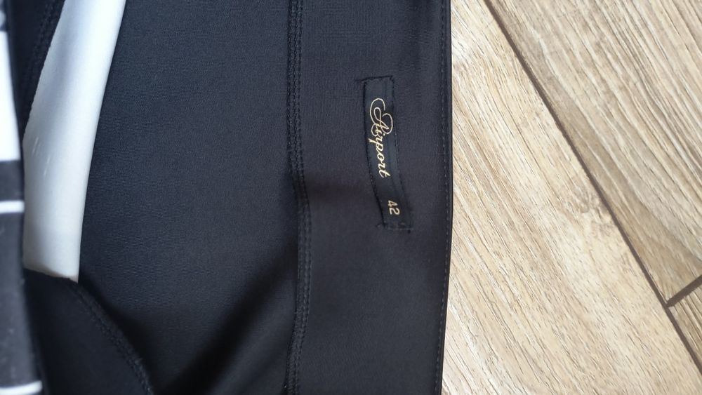 Fustă conică eleganta, modernă