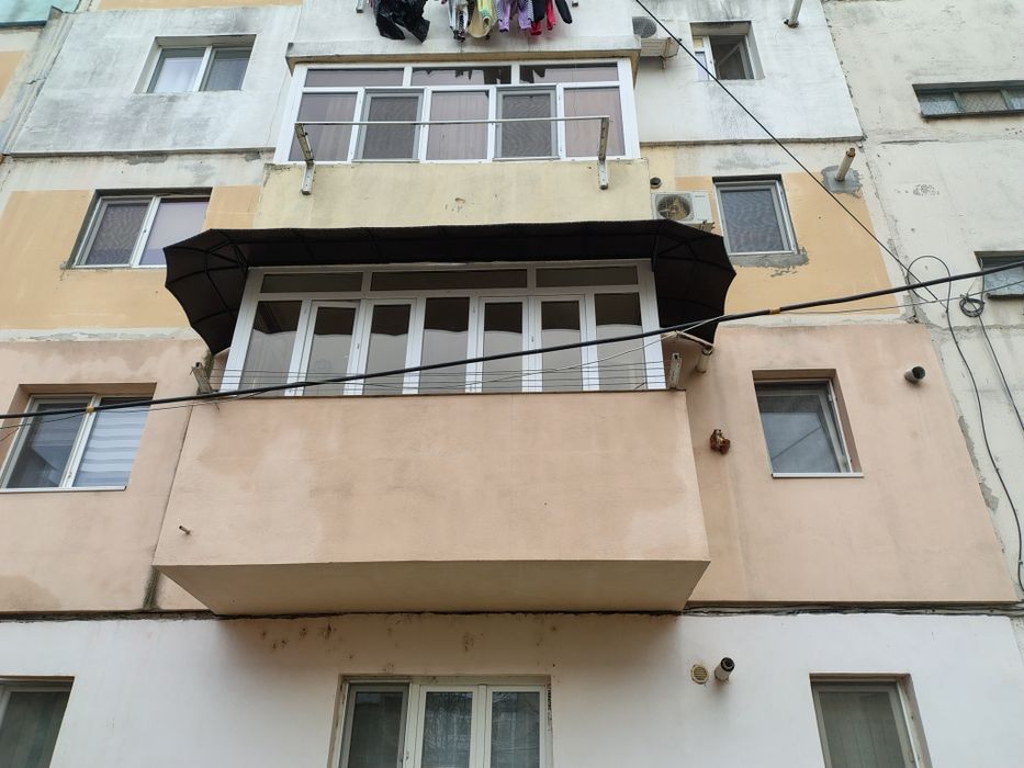 Recondiționăm și confecționăm copertine