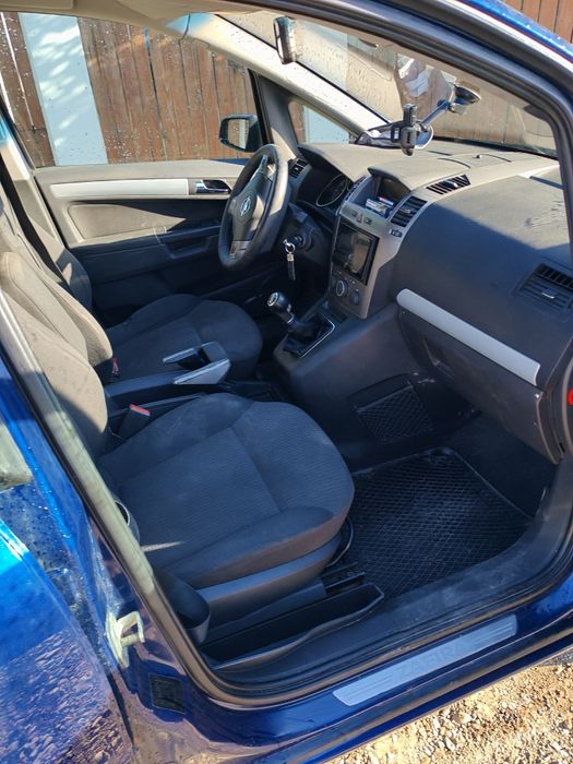 De vânzare !! Opel Zafira