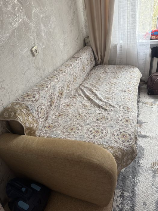 Отдам диван, самовывоз