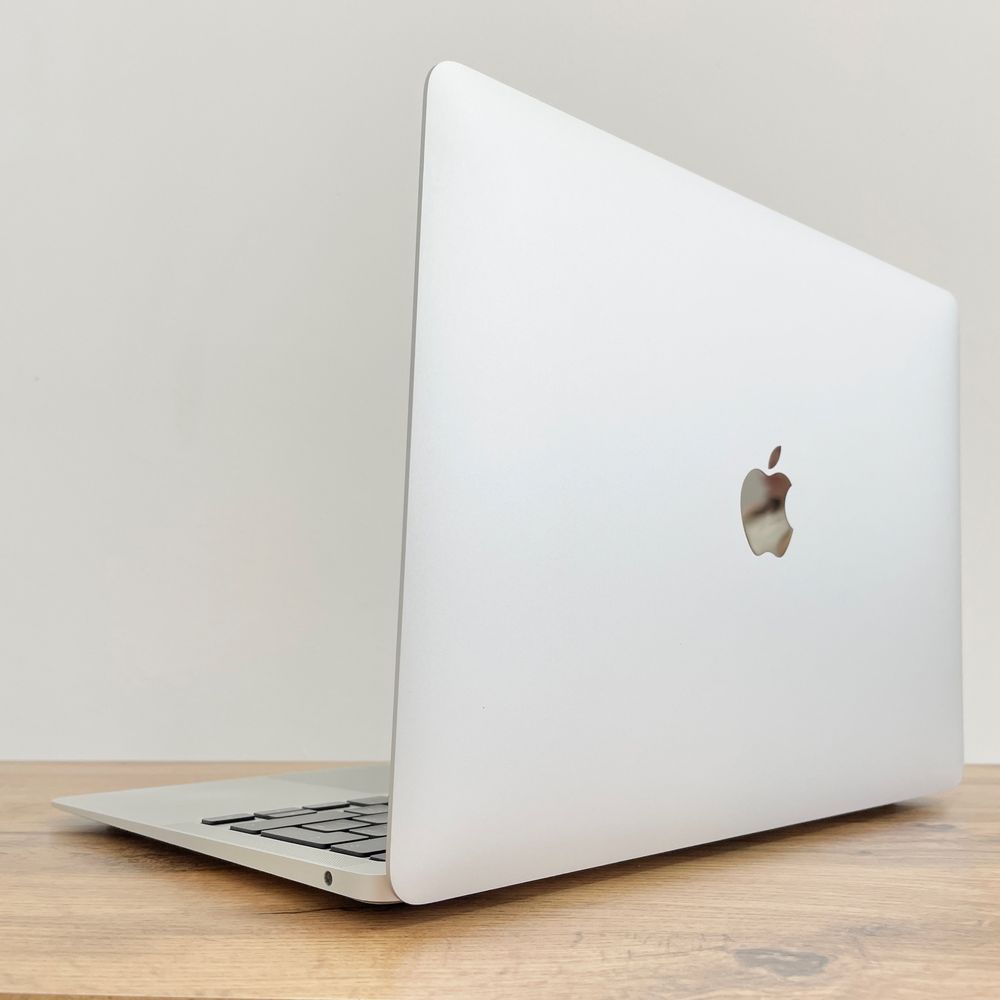 Apple Macbook Air 13 M1