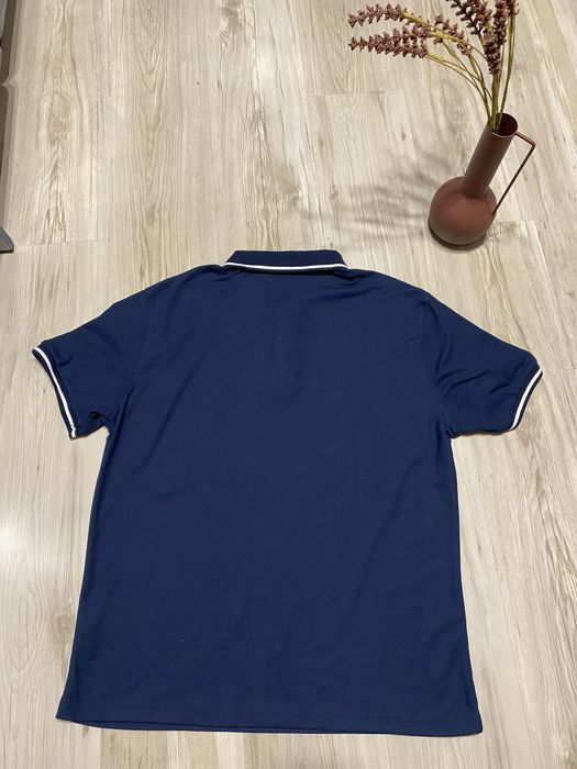 Тениска с якичка от Shein