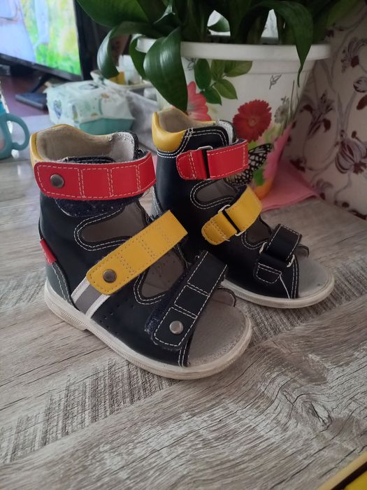 Детские ортопедические сандалии