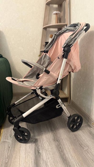Детская коляска Б/У как новая, отличное качество!