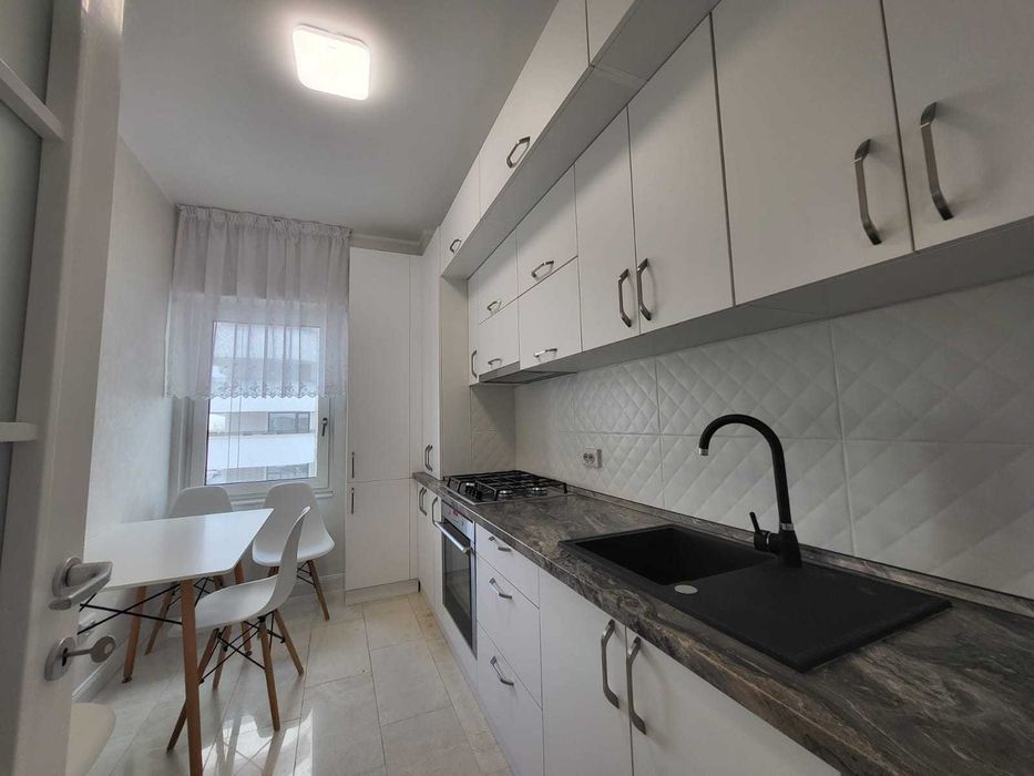 2 camere de inchiriat COpou Royal Town