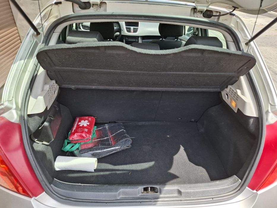 Peugeot 207 an 2008 1.6 hdi