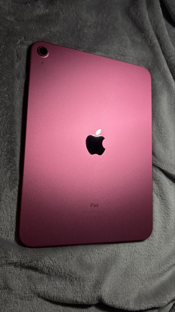 iPad 10th Gen pink