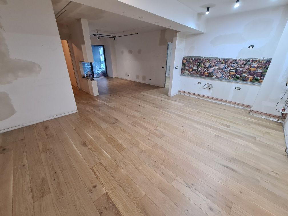Montaj parchet si plinte-Renovare parchet. Parchetar cu experiență.