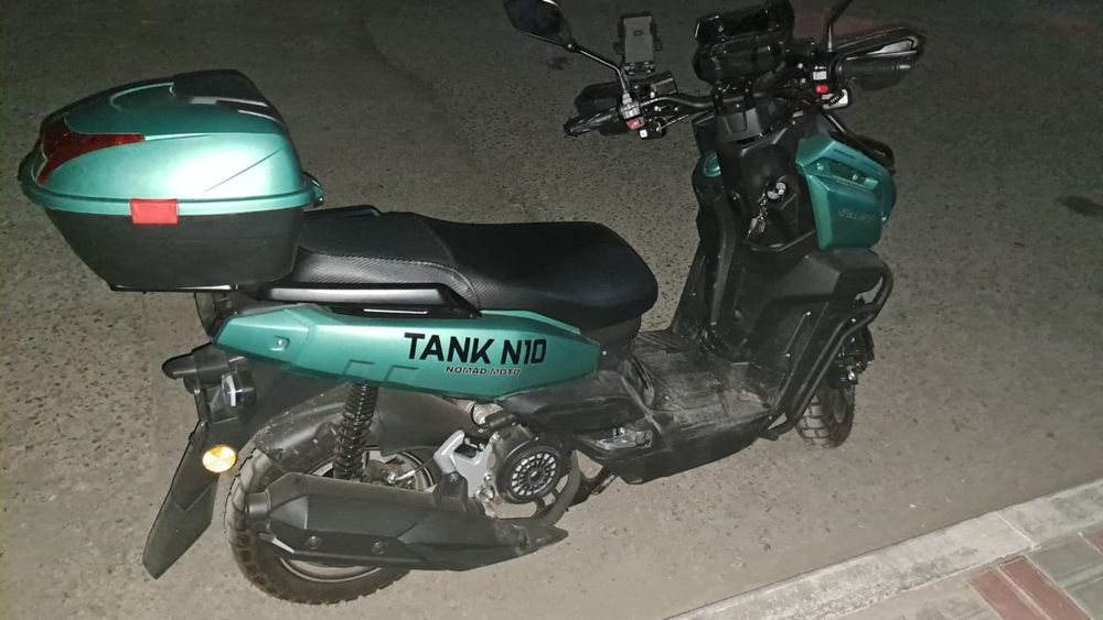 Продаётся скутер TANK N10
