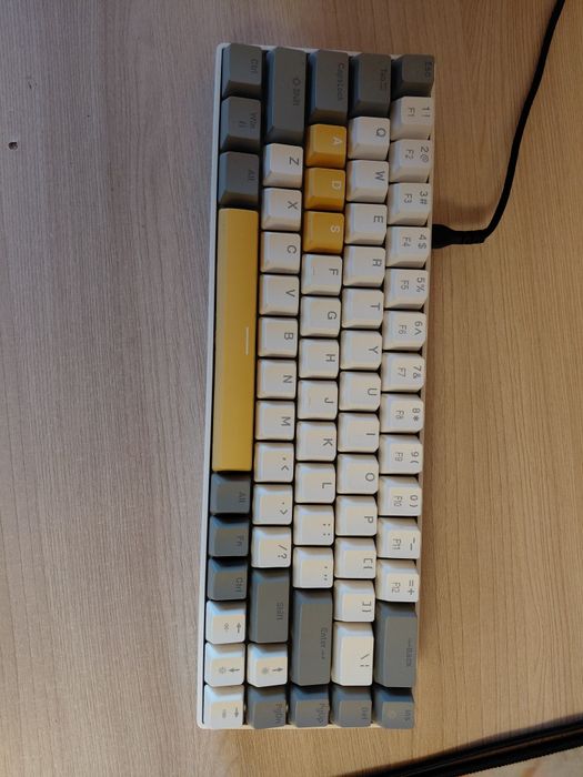 Продам клавятуру нормальную