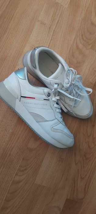 Sneakers piele, Tommy H