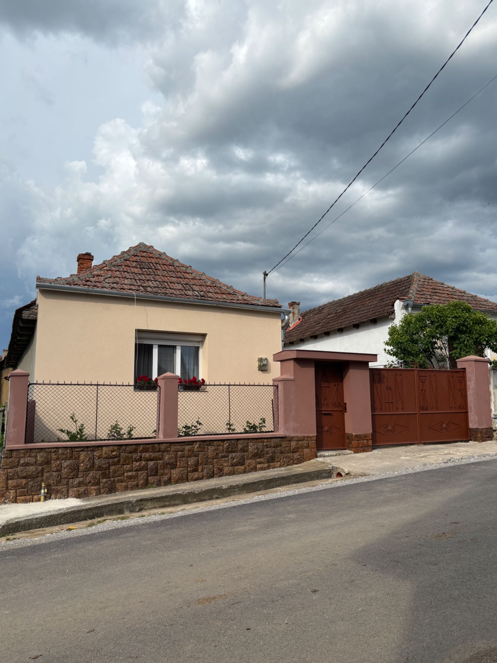 Casă de vânzare în Betfia la 3 km de Băile Felix