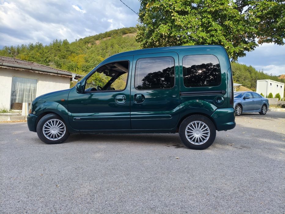 Рено Канго  1.4  бензин