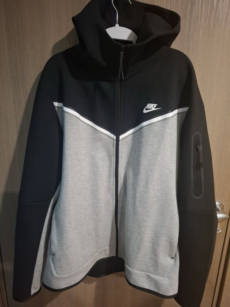 Nike Tech Fleece