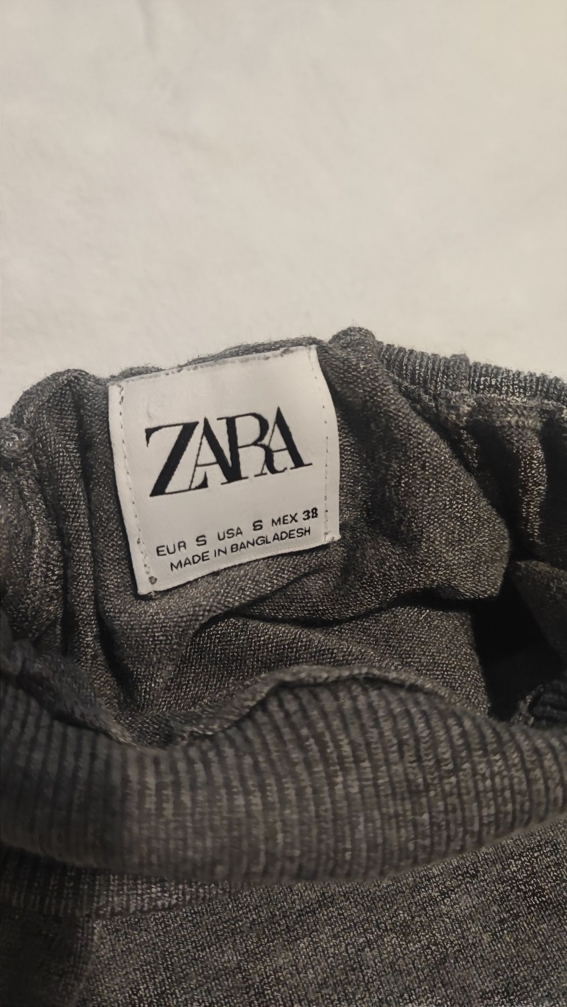 Bluza pe gat Zara, mărimea S, bărbați