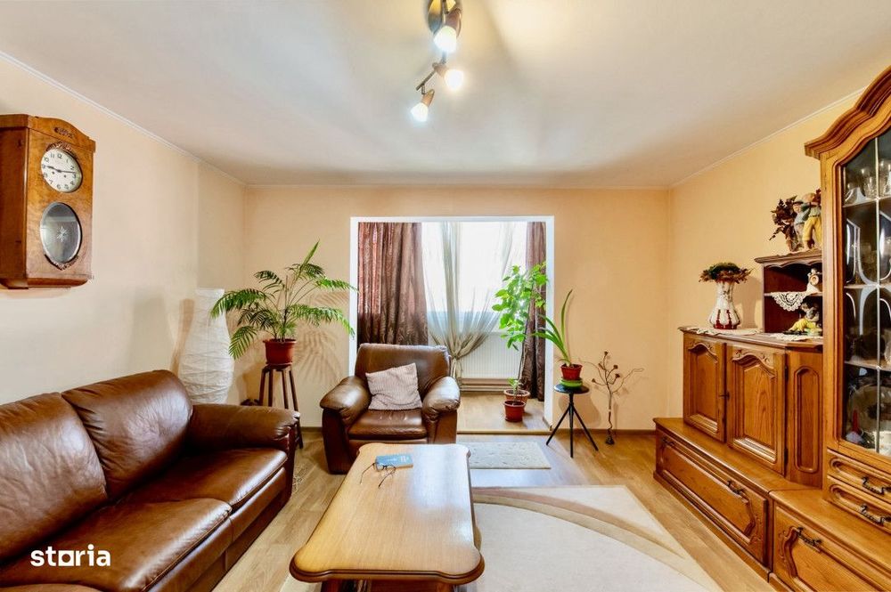 Apartament 3 camere, decomandat, mobilat si utilat, zona Dambovita