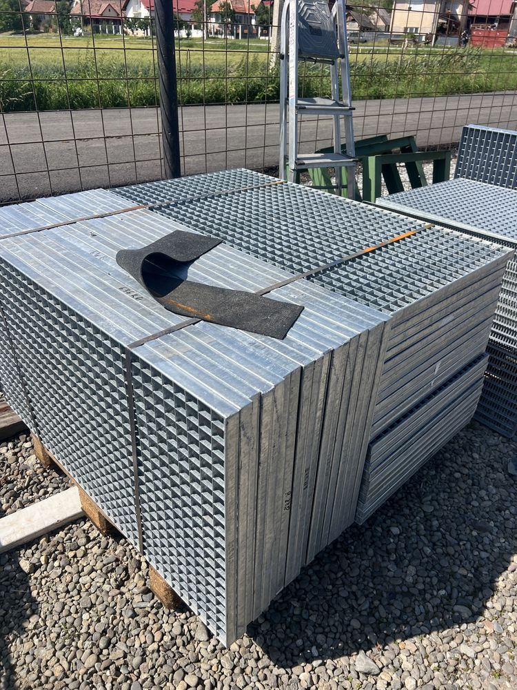 Gratare zincate ieftine 127/68/3